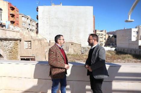 “Fulgencio Gil pretende tirar a la basura subvenciones y ayudas de más de diez millones de euros para la construcción de vivienda joven y asequible en Lorca”