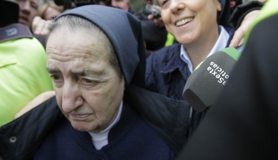  La Iglesia Católica y su relación con el robo de bebés en la dictadura de Franco
 
 