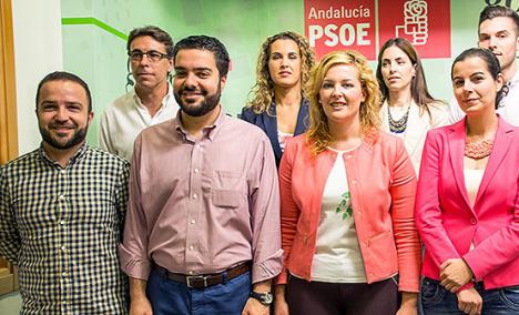 El PSOE acusa al alcalde del PP de utilizar electoralmente las obras del parque de La Isla que debían estar listas en junio