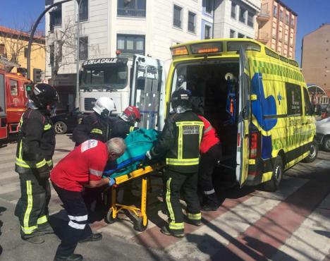 Trágico suceso: una mujer de 40 años cae desde un quinto piso en Aranda de Duero