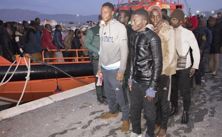 Guardia Civil y Salvamento Marítimo interceptan once pateras y rescatan a 122 inmigrantes el 25 de diciembre