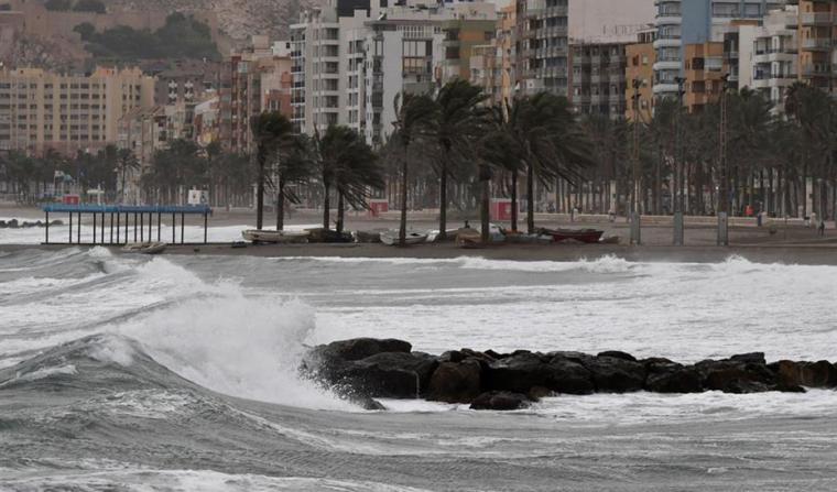 Almería en alerta amarilla por vientos y fenómenos costeros