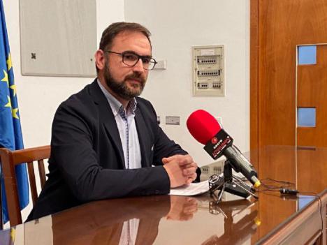 El Alcalde de Lorca muestra su preocupación por la situación de saturación del hospital 