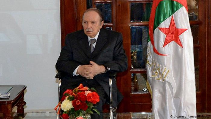 Fallece el expresidente de Argelia Abdelaziz Buteflika a la edad de 84 años