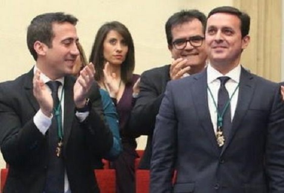 Pillan 'trincando' y mintiendo a la cúpula de la Diputación de Almería