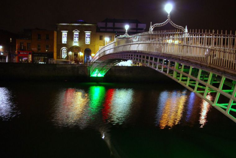  Ha'penny Bridge (Dublín), foto del autor (JBL).