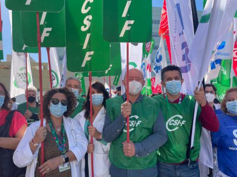CSIF se moviliza contra la salida de 800 profesionales de la sanidad pública en la provincia y espera que el relevo en la Dirección de Personal del SAS “acabe con la política de hechos consumados”