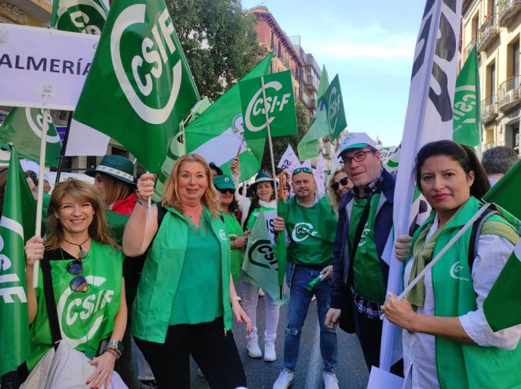 Nueve de cada diez funcionarios de Justicia en Almería ha secundado la huelga convocada este miércoles por unas retribuciones acordes a las funciones que realizan