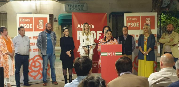 El PSOE pondrá en marcha un Plan Municipal de Vivienda, fomentará las energías renovables y ampliará la residencia