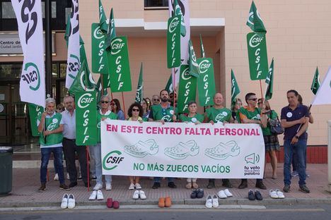 CSIF denuncia que la Sanidad pública de Almería ha perdido más de 1.500 profesionales en un año