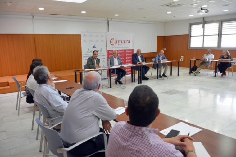 El PSOE apoya al sector empresarial para seguir creando empleo “de calidad”, principal objetivo de Pedro Sánchez
