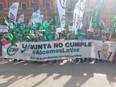 CSIF exige ante San Telmo la recuperación de las ayudas de Acción Social y de las pagas extra pendientes y acusa a la Junta de maltratar a los empleados públicos andaluces