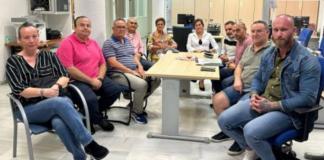 El PSOE mantiene una reunión con miembros del Comité de Empresa de Surbus