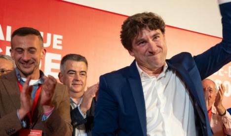 Pedro Sánchez felicita al PSE-EE por sus extraordinarios resultados en las elecciones vascas