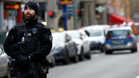 Alemania: Detenido un hombre después de matar a seis personas en un tiroteo
 