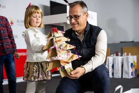 Éxito en el II Concurso Infantil de Reciclaje Navideño con 40 participantes