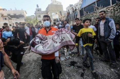 Horror en Gaza. Un bombardeo israelí deja 73 muertos, la mayoría mujeres y niños