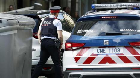 Investigan la muerte de una mujer encontrada apuñalada en un coche en Torroella de Montgrí