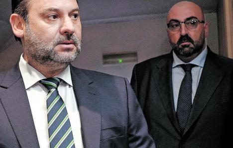 Ábalos busca evitar malentendidos al cumplir con la fecha original de su comparecencia