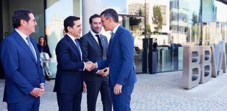El Presidente del BBVA elogia al gobierno por el despegue económico de España y felicita al ministro de Economía