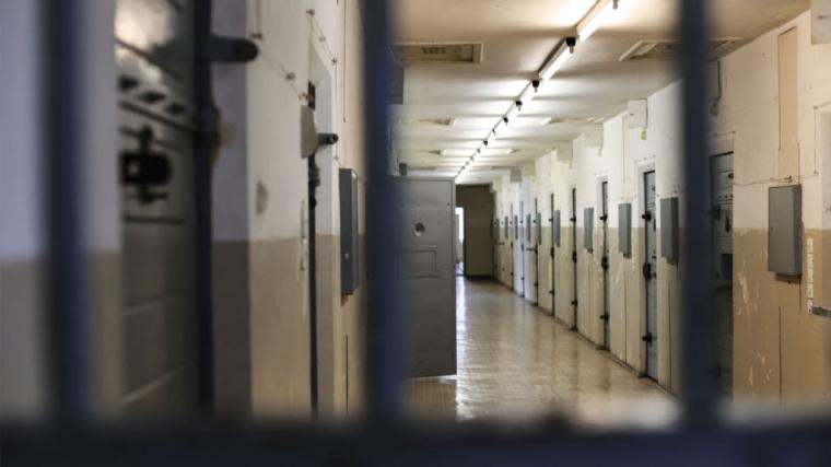 Tras la decisión de interrumpir las visitas, un centro penitenciario teme que pueda darse un motín