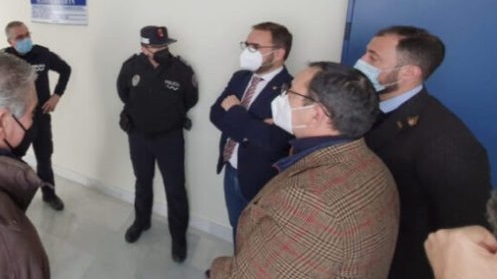 El equipo de Gobierno de Lorca condena los actos violentos y “el asalto por la fuerza” de un grupo de manifestantes del sector porcino al edificio municipal donde se iba a celebrar el Pleno ordinario