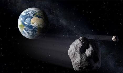 Un asteroide gigante con su propia luna se aproxima a la Tierra 