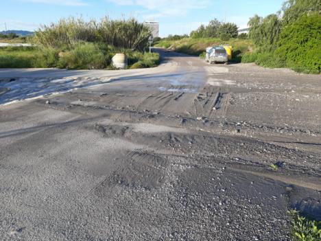  El Ayuntamiento de Lorca trabaja para arreglar los caminos que quedaron dañados por las fuertes lluvias de este domingo