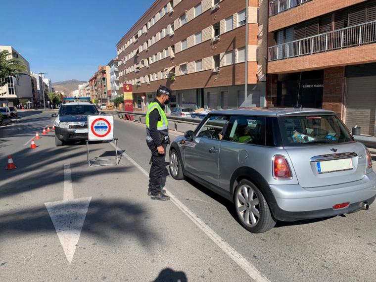 La Policía Local de Lorca interpuso durante esta semana pasada un total de 329 denuncias por el incumplimiento de las medidas sanitarias