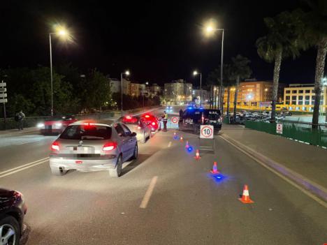 La Policía Local de Lorca detiene a cinco personas por delitos contra la seguridad vial, violencia de género, amenazas graves, infracción a Ley Extranjería y por tener una orden de búsqueda, detención e ingreso en prisión