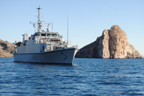 La Armada Española localiza e identifica la avioneta siniestrada en aguas próximas al Delta del Ebro