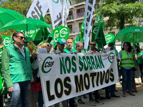 CSIF protesta ante la Junta contra la discriminación de los funcionarios de Justicia andaluces respecto a las mejoras laborales en otras comunidades