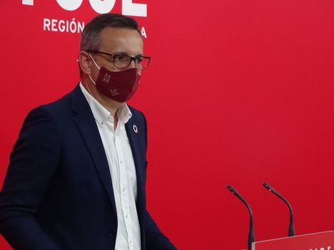 El PSOE pide al Gobierno regional que acometa un refuerzo urgente en la sanidad pública, en atención primaria y en la contratación de rastreadores