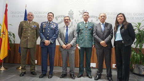 La Delegación del Gobierno de Murcia distingue a la Guardia Civil, la Academia General del Aire y la Unidad Militar de Emergencias con las Medallas al Mérito de la Protección Civil