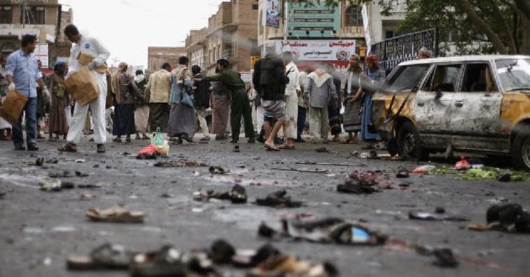 Decenas de heridos en un doble ataque lanzado por los rebeldes del movimiento yemení Ansar Alá