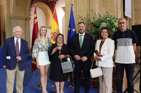 El Vicealcalde de Lorca acompaña a los lorquinos premiados con la Medalla de Oro de la Región