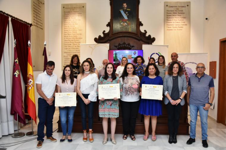 Los colegios 'Nuestra Señora del Rosario' de Ramonete, 'Ana Caicedo Richard' y San Cristóbal, premiados en el II Concurso escolar ‘Al cole con igualdad’