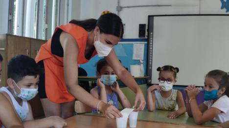 600 niños y niñas participan en las 9 Escuelas de Verano Bilingües gestionadas por El Saliente y la Fundación Almeriense de Personas con Discapacidad