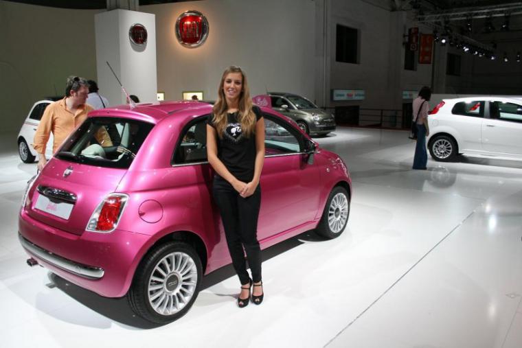 Fiat celebra su cumpleaños más elegante en la Automobile de Barcelona