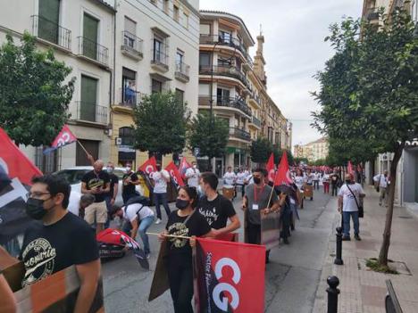  
 El próximo jueves 17 de agosto se pone en marcha por CGT Melilla el calendario de movilizaciones en apoyo a la plantilla de parques y jardines de la Ciudad autónoma,