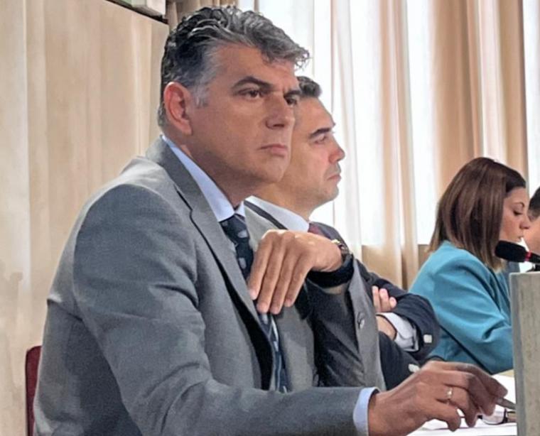 Miguel Cazorla reclama a Diputación la deuda historia con el Ayuntamiento por los servicios prestados por Bomberos antes de la firma del convenio