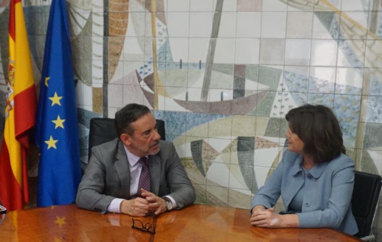 El delegado del Gobierno se reúne con la presidenta de Navantia para conocer el Plan Estratégico de la empresa pública