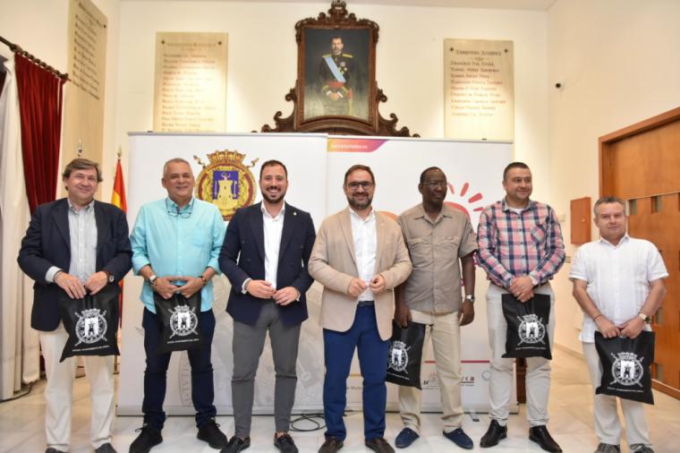 El Ayuntamiento de Lorca recibe a una delegación de alcaldes de Colombia y Mauritania para promocionar el municipio económica y turísticamente
