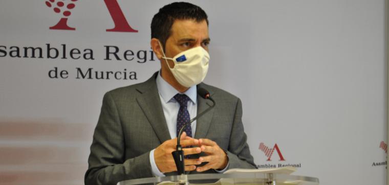 Marcos Ros: “Los fondos europeos no se consiguen quejándose como López Miras, sino trabajando”