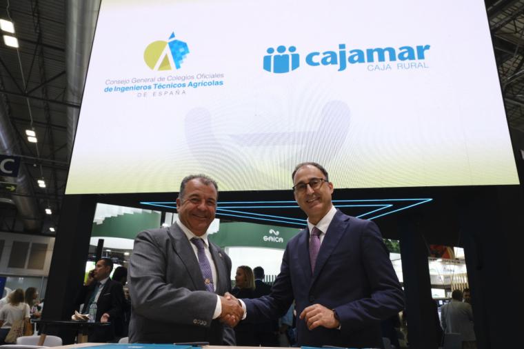Cajamar y el Consejo de Ingenieros Agrícolas, juntos en la implantación del cuaderno de explotación digital