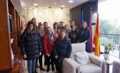 El delegado del Gobierno de Murcia recibe a 17 estudiantes del programa “Todos somos Campus” de la Universidad de Murcia