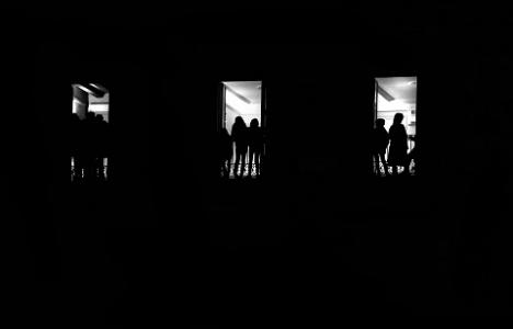 El concurso de Fotografía “CREAENCASA” puesto en marcha por la Universidad Popular de Lorca ya tiene ganadores, Oscar Emilio Barrera por su foto ‘Cassetes’ y Mauro Bersanker por su trabajo ‘Balcones’