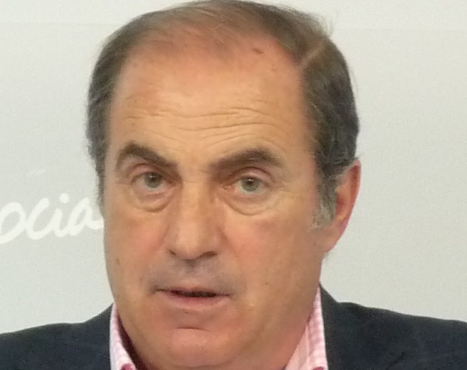 'El reino de la hipérbole', por Francisco Fuentes Gallardo, ex-secretario General del PSOE provincial de Badajoz