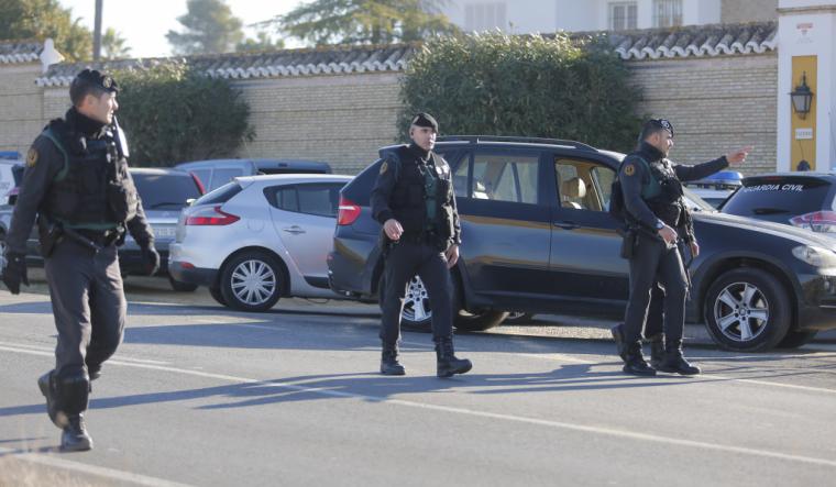 Buscan al conductor que se dió a la fuga en Málaga tras atropellar a un guardia civil 
 