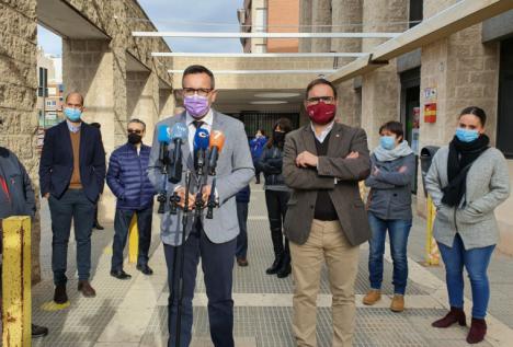 El PSOE exige al Gobierno regional la creación inmediata de 440 plazas en el SMS para evitar la fuga de profesionales sanitarios